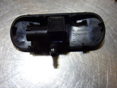 Porsche PANAMERA 970 Scheibenwaschdüse  Waschwasserdüse Düse mitte 97062807500
