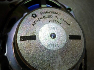 Jeep Grand Cherokee IV WK2 Vorne Lautsprecher Türlautsprecher Tür 05064358AB
