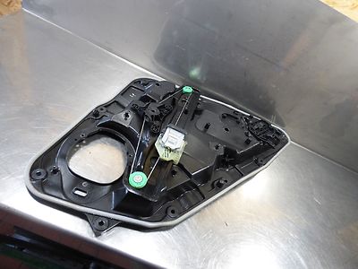 Mercedes-Benz A-Klasse W176 Fensterheber hinten links ohne Motor A1767300179