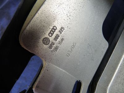 Audi A3 8P 3.2 V6 Lenkradabdeckung KOMPL. 8P0 880 225 S86 / 8P0880225 ORIGINAL gebraucht - Sportback