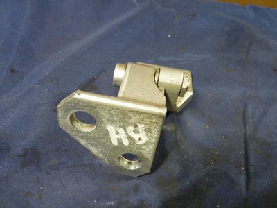 VW GOLF 5 1.9 TDI BXE Türscharnier hinten links / 1K0 833 401 C ORIGINAL gebraucht - 1K0833401C