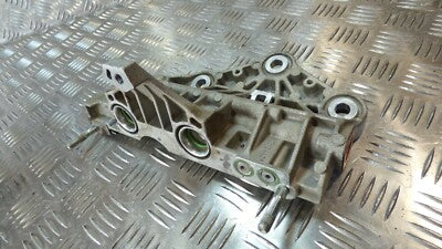 Jeep Grand Cherokee WK2 3.0 CRD EXF Halter Abgaskühler AGR Kühler 90513443F