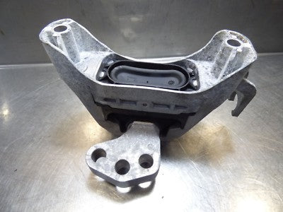 Opel Astra J 1.7 CDTI  Motorhalter rechts 13248476