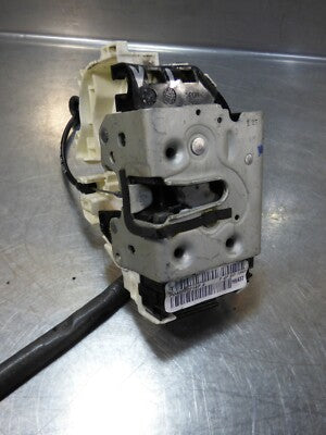 Jeep Grand Cherokee IV WK2 Türschloss Türschloß Vorne Links  04589921AF