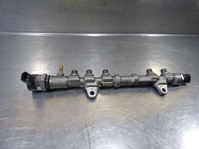 Opel Corsa D 1.3 CDTI  Verteilerrohr 55232383 / 0281002507
