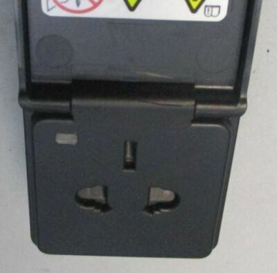 JEEP COMPASS II 2021 Steckdose Buchse Elektrik modul 230V 150W ORIGINAL gebraucht - 68141872AA