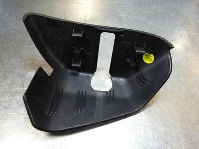 Porsche PANAMERA 970 Hinten Rechts Sicherheitsgurt Riegel Abdeckung 97055571200