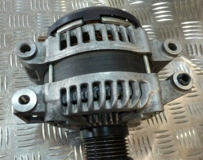 Jeep Grand Cherokee WK2 3.0 CRD Lichtmaschine P04801835AB