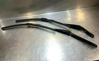 PORSCHE 981 718 991 911 Wiper arm 99162813103 + 99162813202 RHD Right Hand Drive