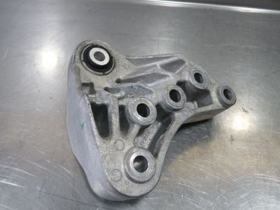 Ford S-Max  2.2 TDCi Motorhalter B091-8P893-AA