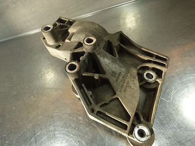 Opel Insignia 2.0 CDTI -- Halter Klimakompressor ORIGINAL gebraucht - 55562863