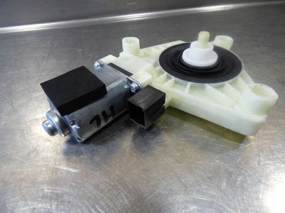 VW Passat 3G B8 Fensterhebermotor hinten l. 5Q4959802D / 5Q4 959 802 D ORIGINAL gebraucht - HighLine