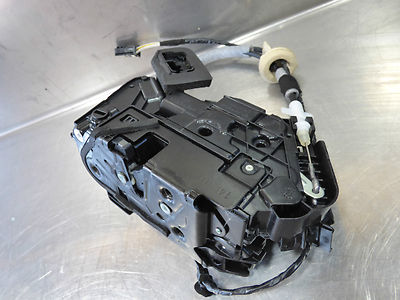 VW Passat 3G B8 Golf Sportsvan Türschloss Schloss hinten Links 5G4839015