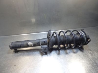 VW Passat 3G 2.0 TDI   Federbein vorne rechts 3C0413031AS / 3C0 413 031 AS