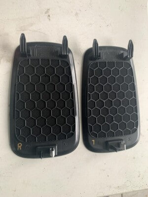 Porsche Boxster 981 Blende Lautsprecher Abdeckung Boxengitter L o. R 98155103700