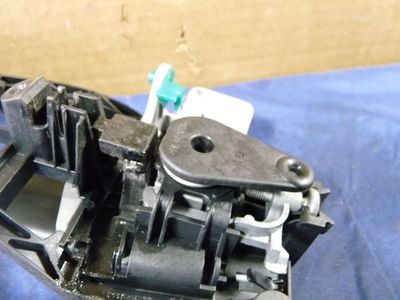 Opel Corsa C 1.3 CDTI Bj.:2009 Türgriff außen vorne rechts (RHD!) ORIGINAL gebraucht - 24463526