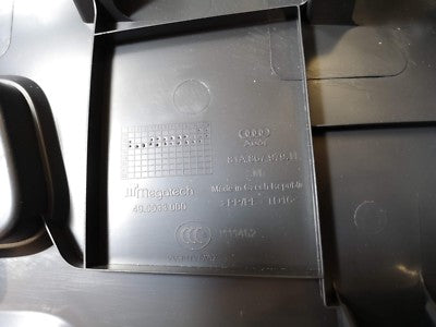 Audi Q2 GA Verkleidung 81A867979H ORIGINAL gebraucht - Heckklappenverkleidung