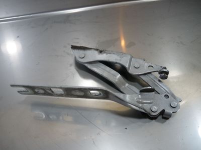 VW Golf 5 1.9 TDI KBL Motorhaube links 5K0823301B / 5K0 823 301 B ORIGINAL gebraucht - Scharnier
