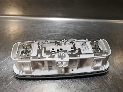 Audi Q2 A3 8V Leseleuchte hinten 8V0947111 8V0 947 111 ORIGINAL gebraucht - Innenleuchte