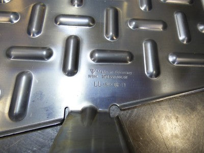 Porsche PANAMERA 970 Abdeckung Bodenplatte Fußraum Beifahrer rechts 97055170401