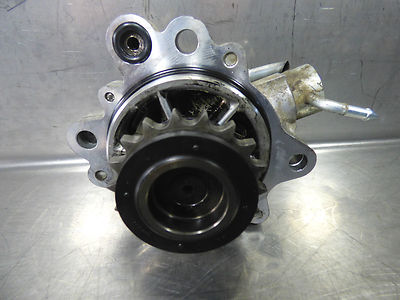 für Mazda 3 6 CX-7 2.2 CITD R2AA motor R2AA18G00 ORIGINAL gebraucht - Unterdruckpumpe