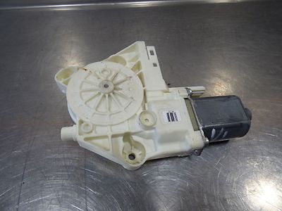 Ford Focus II 1.8 TDCI vorne links 4M5T-14A389 ORIGINAL gebraucht - Fensterhebermotor