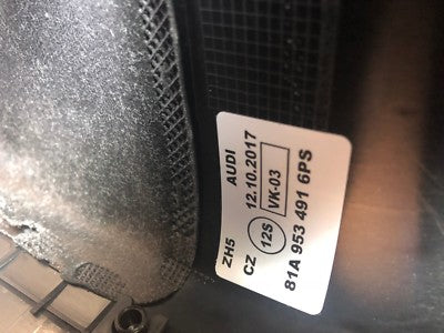 AUDI Q2  Orig. Lenksäulenverkleidung Verkleidung 81A880225 81A953491