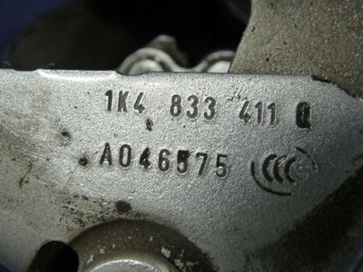 VW GOLF 5 1.9 TDI BXE Türscharnier hinten links / 1K4 833 411 Q ORIGINAL gebraucht - 1K4833411Q