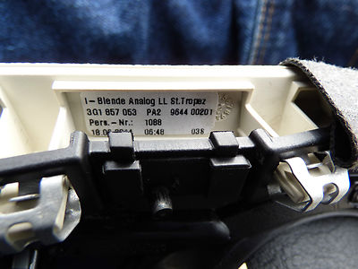 VW Passat 3G B8 Blende Tacko Kombiinstrument 3G1858366A hochglanz schwarz