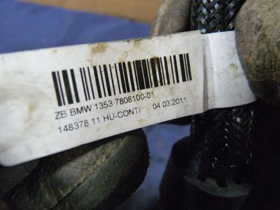 BMW X6 xDrive 30D Leitung Kraftstoffleitung 14837811 / 13537799994-01