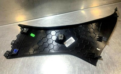 Porsche 981 Seitenverkleidung Rechts B Säule 1E0 schwarz * ORIGINAL gebraucht - 98155521602
