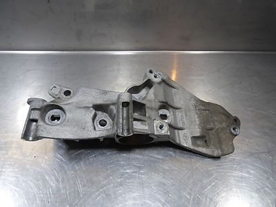 Renault Clio III 1.6 16V Aggregathalter 8200669495