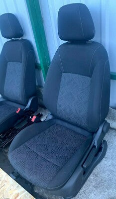 OPEL ASTRA K Kombi  2018  Sitze Sitzgarnitur schwarz stoff