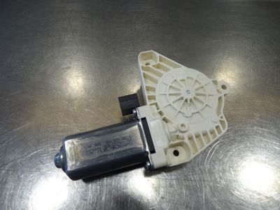 VW Passat Variant 3G B8 Fensterhebermotor hinten links 5Q4959802D ORIGINAL gebraucht - HighLine