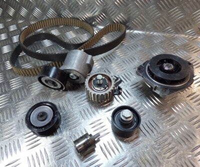 Alfa Romeo Stelvio Q4 2.2 Diesel Riemenspanner Wasserpumpe ORIGINAL gebraucht - Keilrippenriemensatz