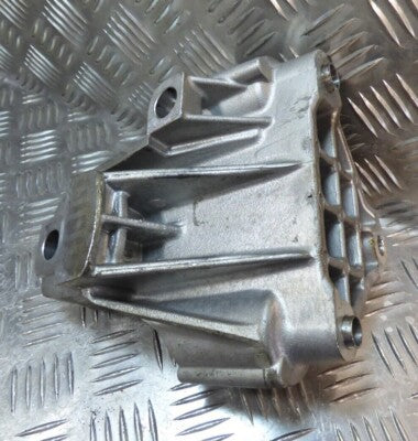 Alfa Romeo Stelvio Q4 2.2 JTD Motorhalter motor halter halterung ORIGINAL gebraucht - 55267865