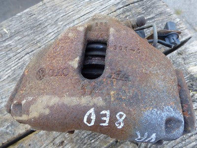 AUDI A4 8EC B7 2.0 TDI Bremsschattel vorne Rechts ATE  2008