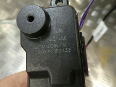 AUDI A1 8X Stellelement Tank Schloss Stellmotor 4L0862153C gebraucht - Original