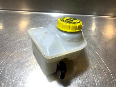 PORSCHE 991 911  981 Ausgleichsbehälter Behälter Bremsflüssigkeit 99135501301