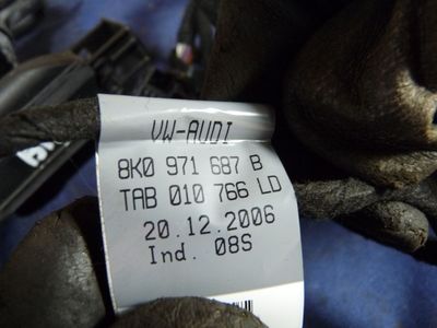 AUDI A4 8K Limo 2.0 TDI Kabelbaum Tür hinten links 8K0971687B ORIGINAL gebraucht - Leitungssatz