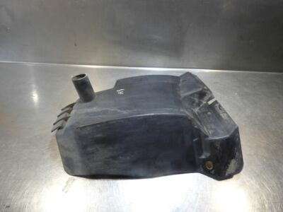 Porsche Boxster 986 2.5   Radhausschale hinten rechts 98650457400
