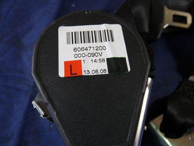 VW GOLF 5 1.9 TDI BXE Sicherheitsgurt hinten links 1K6857805N / 1K6 857 805 N