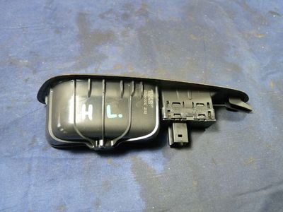 Peugeot 308 SR Bj.:2011 Schalter Fensterheber hinten links ORIGINAL gebraucht - 96565185XT
