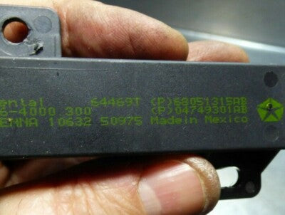 Jeep Grand Cherokee IV WK2 Keyless Go Antenna 04749301AB ORIGINAL gebraucht - 68051315AB