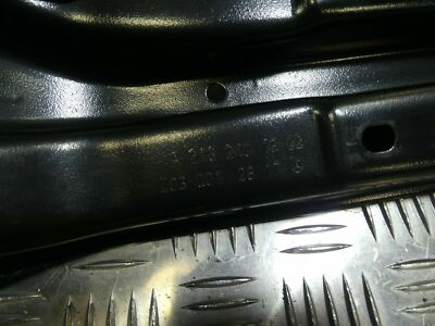Mercedes-Benz W213 W205 CDI Getriebehalter Getriebeträger A2132401302