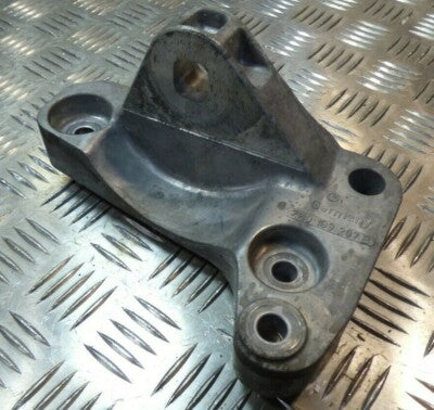 VW Transporter T5 2.5 TDI AXD BNZ Motorhalter 7H0199207B