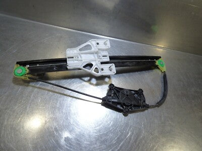 AUDI Q3 8U ohne Motor hinten rechts 8U0839462 Bj.2012 -2018 ORIGINAL gebraucht - Fensterheber