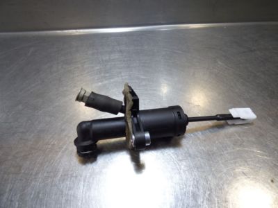 Seat Ibiza 1.4 16V 6J 6R0721388 / 6R0 721 388 ORIGINAL gebraucht - Kupplungsgeberzylinder