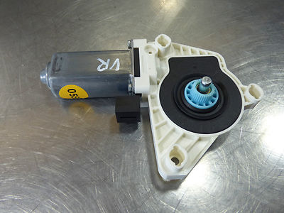 VW Passat 3G B8 Golf 7 Motor vorne rechts 5Q4959802B ORIGINAL gebraucht - Fensterhebermotor