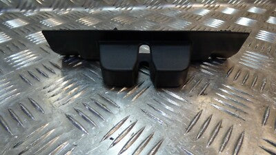 Alfa Romeo Stelvio 2021 Heckklappenschlossdeckel Heckklappenschloss-Abdeckung
